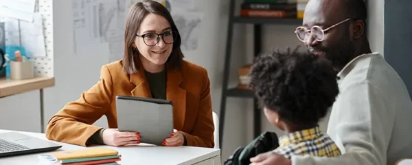 instaurer une communication reguliere avec l ecole pour le succes de votre enfant