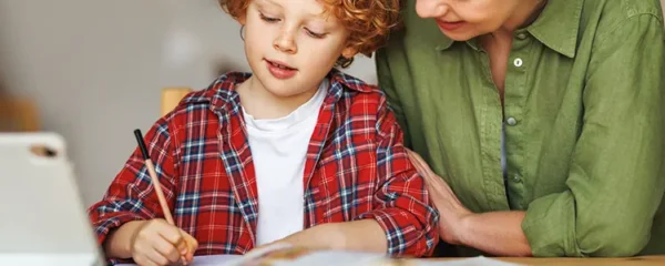 suivi des devoirs sans stress important pour les parents