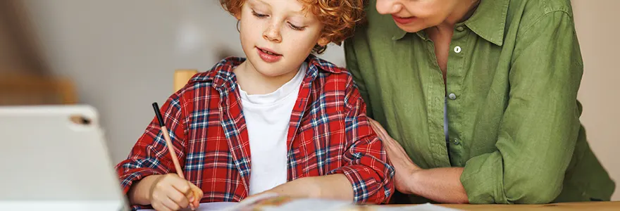 suivi des devoirs sans stress important pour les parents